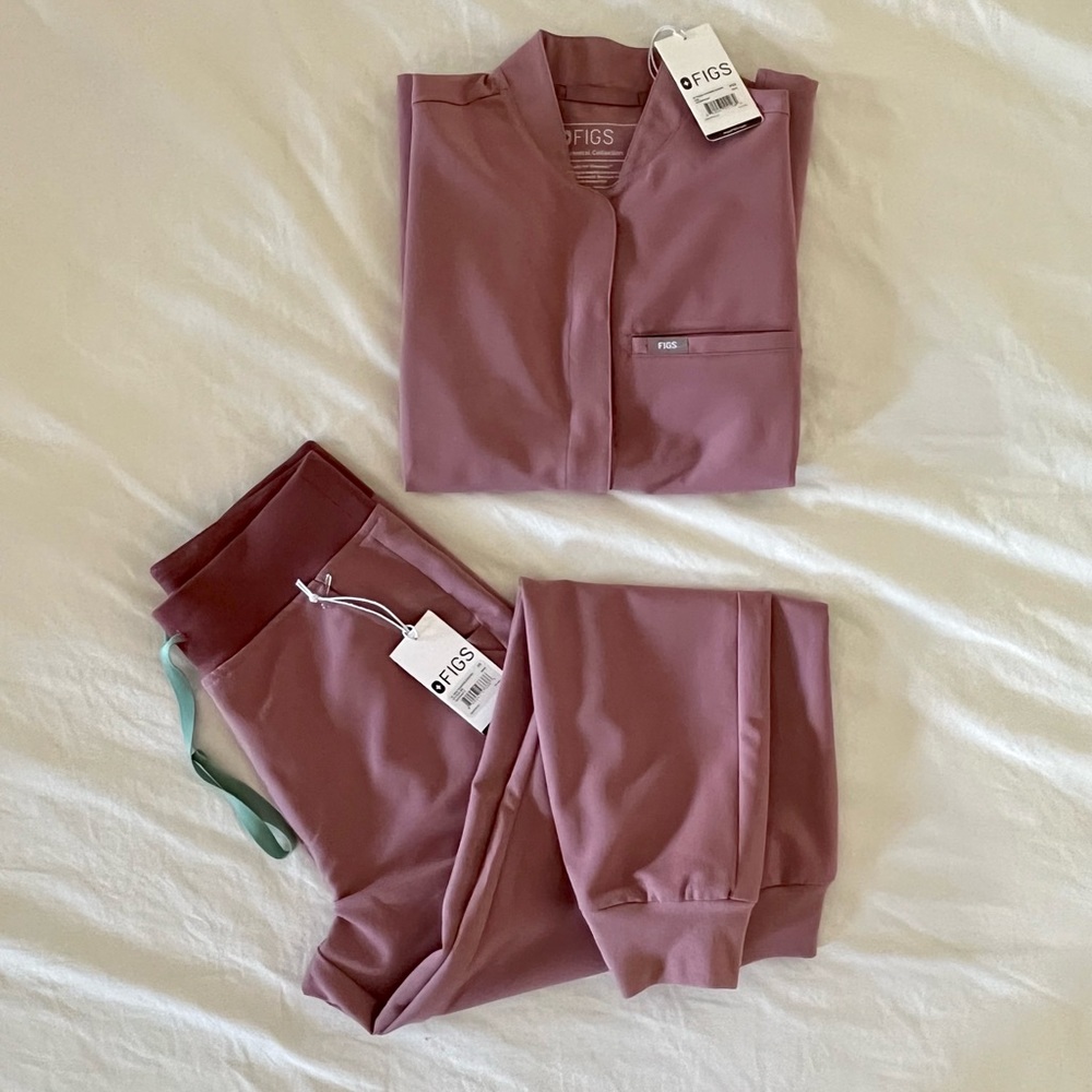 FIGS Mineral Mauve scrub set